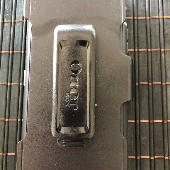 OTTERBOX-DEFENDER RUGGED PROTECTION FOR IPHONE 7=8 - Picture 3 of 5